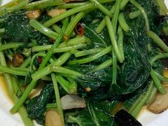 炝炒红薯苗-牛八宝桂林米粉(八里庄店)