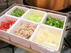 -大龙凤鸡煲(万菱汇店)