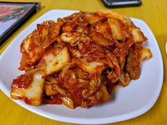 辣白菜炒五花肉-屋里家延边朝鲜族冷面(南园店)