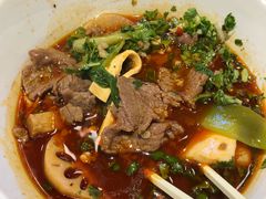 -成都你六姐·牛肉冒菜(城市集市合生汇店)