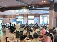 -横琴湾畔餐厅(长隆海洋王国白鲸剧场店)