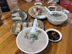 -洲心明记烧肉大粥(总店)