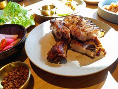 厚切傣式猪五花与奶油生菜-SHAN山(前滩太古里店)