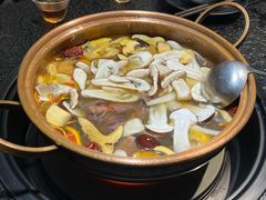 -一善菌·云南菌汤·云南菜(银泰城店)