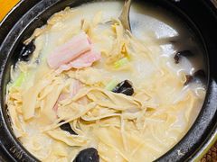 -乐忻皇朝(上海中心大厦店)