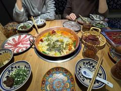 -洱火云南酸菜牛肉火锅(石景山当代商城店)