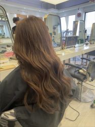 -镁连社·美联社