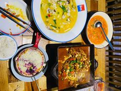 QQ酸汤鱼-蜜桃餐厅·伴山(绿宝广场店)