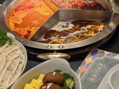 -廖掌柜·重庆鲜货火锅(上海首店)