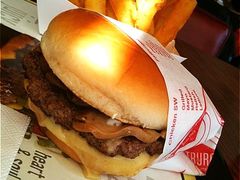 Swiss&nbsp;cheese&nbsp;mushroom&nbsp;burger-FATBURGER 特富客汉堡(外交公寓店)