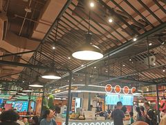 -大食代美食广场(上海中心店)