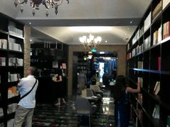 android_upload_pic-钟书阁(松江泰晤士小镇店)