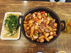 -老钟家烤羊排·敦伊阁清真餐厅胡羊焖饼