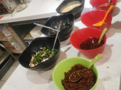 -黄记百味自助骨头王(红旗大街店)