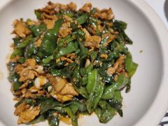 山涧小炒肉-山涧肴·泉水煮活鱼(坂田店)