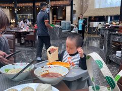 -三岔湖环球融创天堂洲际酒店水乐园