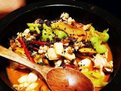 -云海肴·汽锅鸡·云南菜(天山百盛优客店)