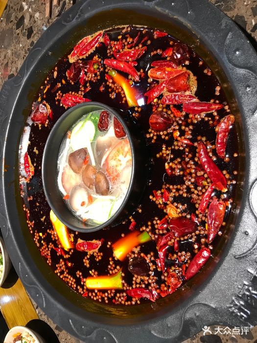 舒家大院重庆老火锅(中天会展城路店)-鸳鸯锅-菜-鸳鸯锅图片-贵阳美食