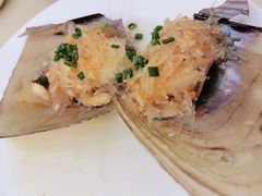 -三亚火车头万人海鲜广场