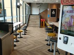 -麦当劳(杭州国际服装城店)