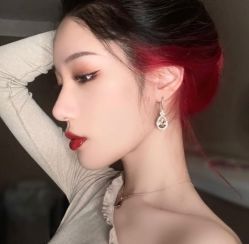 -AYO SALON