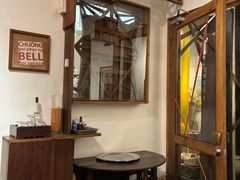 -Cuc Gach Quan Restaurant