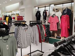 -hotwind热风(民盈山国贸店)