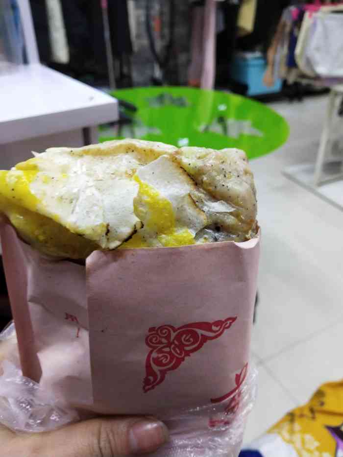黄太吉煎饼果子-"环境干净卫生,可以看见制作过程,味道很好.