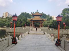 -烈士陵园(地铁站)
