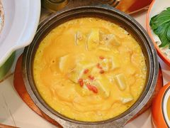 -阿瓦山寨·湘菜现炒·剁椒鱼头王(咸阳总店)