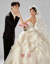 -雅云婚纱摄影工作室旗舰店