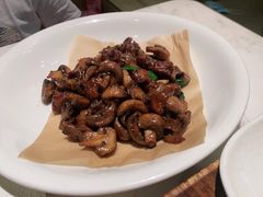黑胡椒蘑菇牛肉粒-星怡会·新加坡新美食(苏州中心店)