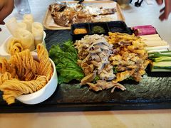 -伊带伊路新疆美食府(呼家楼店)