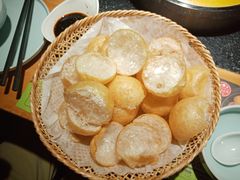 -洪氏嗨捞·广东猪肚鸡·椰子鸡火锅(西咸万象城店)
