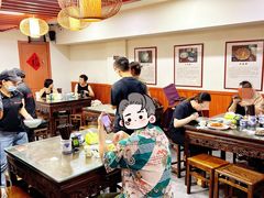 -裕兴记•蟹黄面馆(人民广场店)