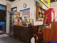 -丽虹云南过桥米线(兴工街店)