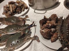 -领鲜活海鲜榴莲自助火锅(东门店)