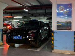 -中山公园-龙之梦停车场