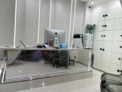 -UnHair Salon