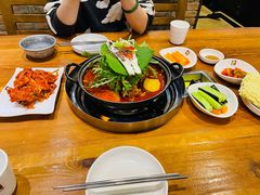 -喇喇排骨火锅·传统韩式脊骨汤(望京西园总店)