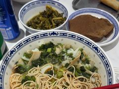 -鲁达面馆本帮风味(共康东路店)