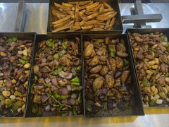 -老三李村河底戳子肉(总店)