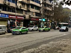 -董记冒节子肥肠粉