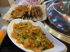 -炖四方东北铁锅炖·烧烤小龙虾(中豪国际店)