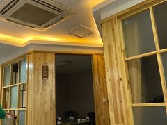 -小小河边鱼·黄辣丁鲜鱼锅(黎阳店)