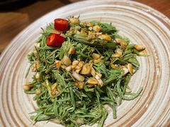 凉拌松尖-敏珠拉姆藏餐·南京厨房(富春江东街店)