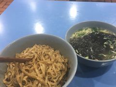 炸酱面-天天锅贴王(迎凤街店)