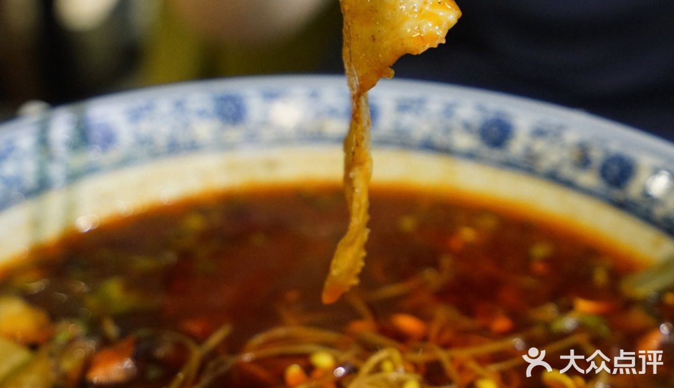 吃小笼包上瘾[调皮]八色八味小笼包绝绝子