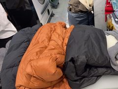 -福奈特洗衣·洗鞋·奢侈品护理(百联中环店)