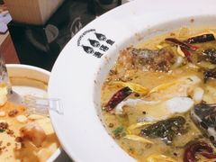 -渔语鱼新川菜Bistro(万象天地店)